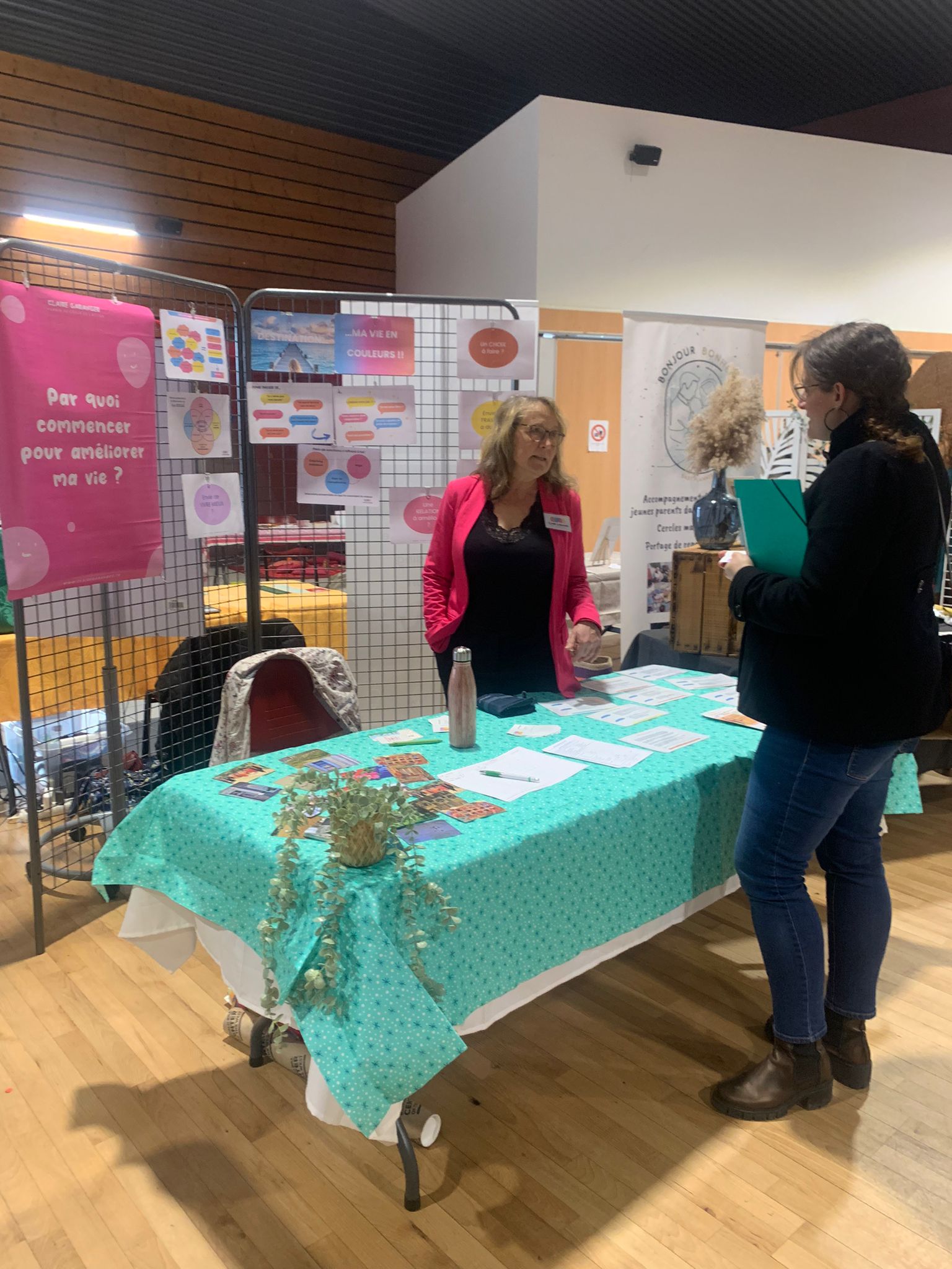 Stand de Claire Garanger, coach professionnelle, sur le salon de l'AFEE en mars 2024