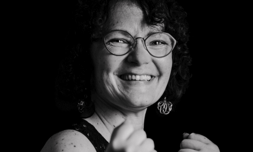 Emilie Debray, Praticienne en kinésiologie énergétique et programmation neuro fonctionnelle